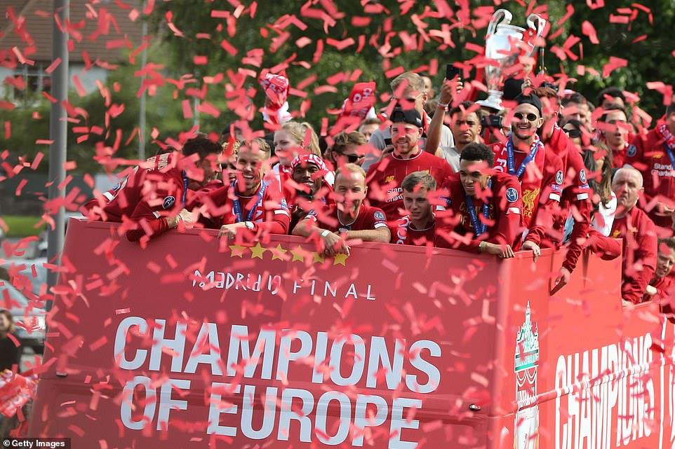 Sau khi hoàn tất cú ngược dòng ngoạn mục trước Barcelona ở bán kết, Liverpool tiếp tục khiến CĐV sung sướng bằng chiến thắng nhẹ nhàng 2-0 trước Tottenham ở trận chung kết tại Madrid, qua đó mang về sân Anfield danh hiệu vô địch châu Âu thứ 6.