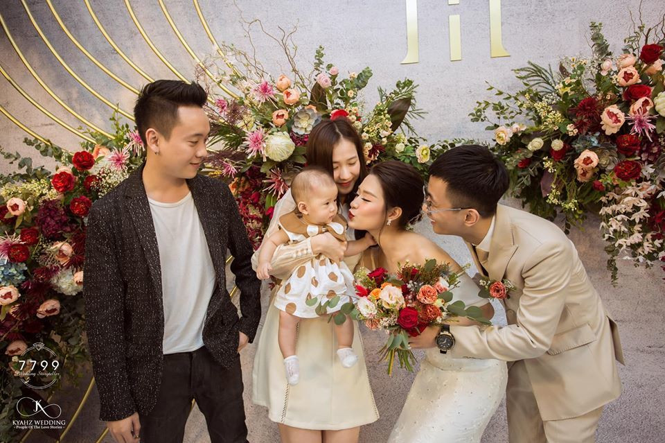 Cuộc sống của đôi vợ chồng trẻ luôn ngập tràn tiếng cười và hạnh phúc.