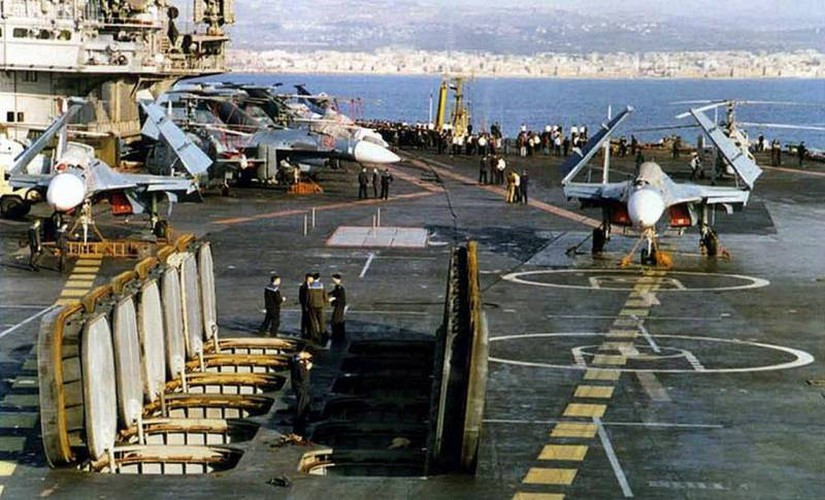 Thực tế trên cho thấy đây là cách Liên Xô/Nga "lách" công ước quốc tế, họ chất tên lửa chống hạm siêu âm tầm xa lên tàu sân bay để nó vẫn mang tiếng là tuần dương hạm, chức năng hàng không mẫu hạm chỉ là phụ.