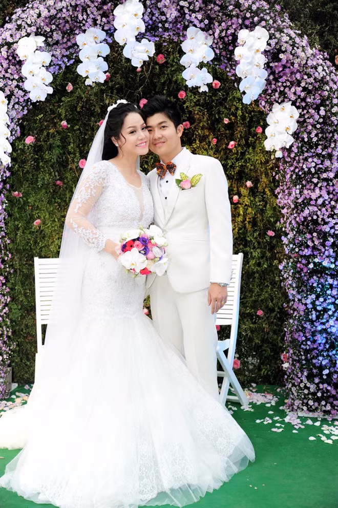 Nhat Kim Anh rung minh ke ve loat su co tro treu trong dam cuoi