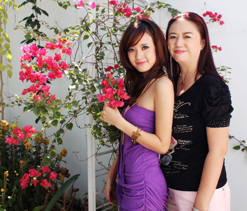 Lo dai gia luon theo sat Midu sau scandal voi Phan Thanh-Hinh-7