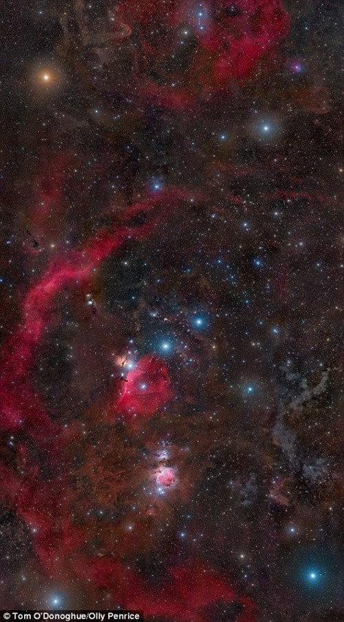 Tinh vân Orion và những ánh sáng màu đỏ bí ẩn, ảnh chụp bởi Tom O'Donoghue và Olly Penrice.