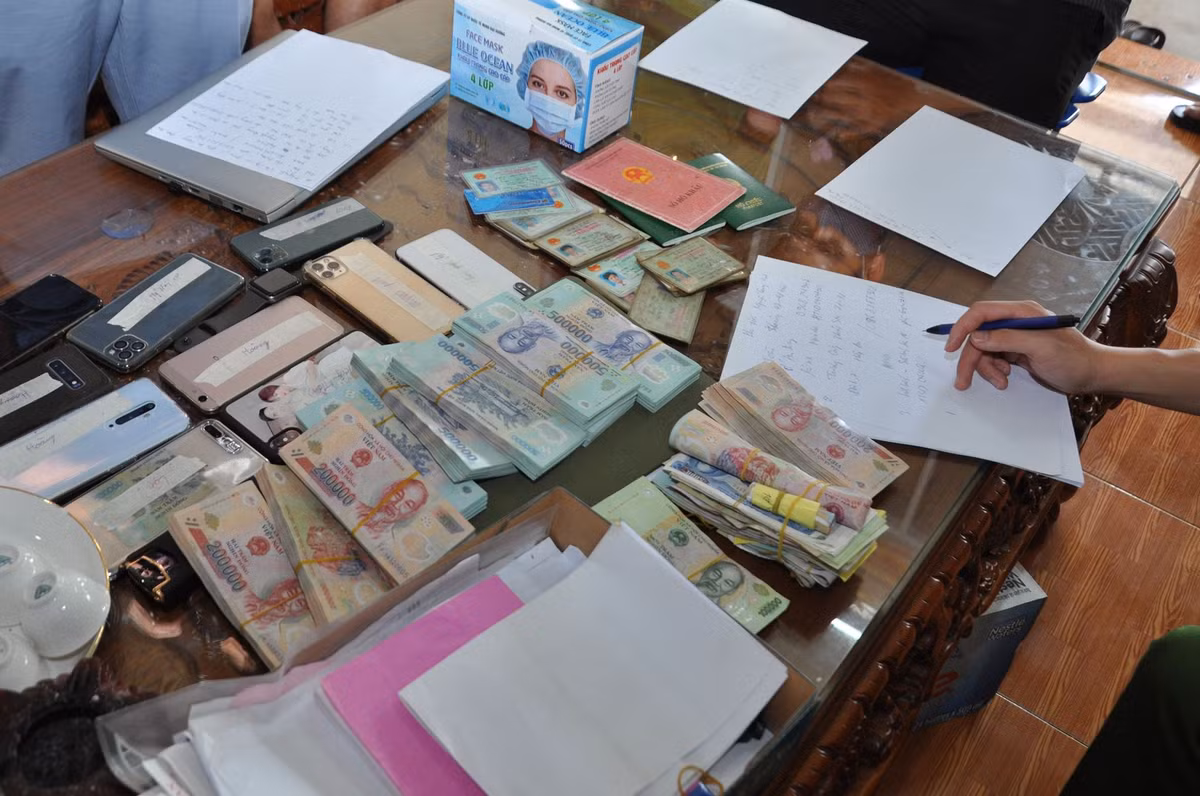 Giam doc CA Hai Duong truc tiep chi dao pha duong day ca do nghin ty-Hinh-2