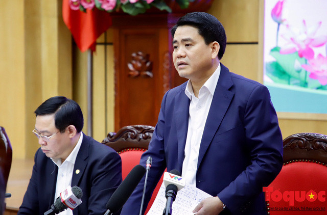 Tại cuộc họp Ban Chỉ đạo phòng chống dịch COVID-19 của Thành phố Hà Nội chiều 16/3, ông Nguyễn Đức Chung yêu cầu các ngành, các cấp phải phấn đấu giữ thành phố an toàn trước dịch bệnh. Ông Chung nói rằng: "Còn con người là còn tất cả. Người Á Đông coi trọng việc người mất được về nhà, trăng trối với con cháu. Đất nước chúng ta đã trải qua 2 cuộc chiến tranh. Chúng ta hãy hình dung những gia đình có con em hi sinh trên chiến trường, đến nay chưa tìm được hài cốt. Vài chục năm sau, những tổn thương này chưa hết. Chúng ta thấy rõ nguy cơ nên phải giữ được, không bị tổn thất về con người là thành quả lớn nhất, còn kinh tế sẽ khắc phục được".