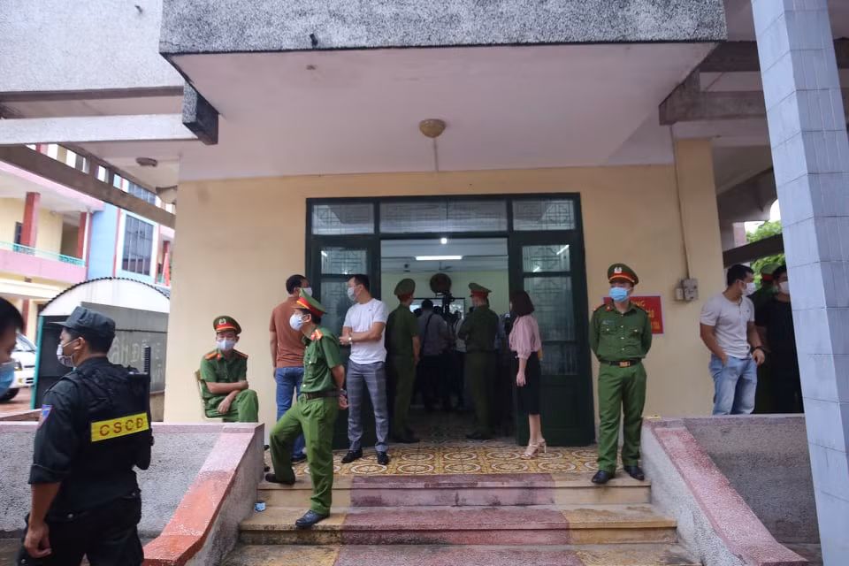 An ninh phiên tòa được thắt chặt.