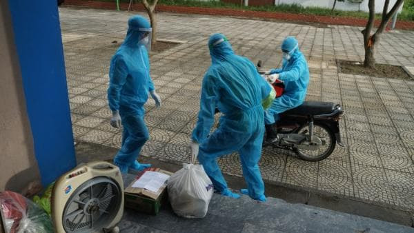 Hai Duong: Cuoc song cua hon tram ca F1 ngay dau cach ly tap trung-Hinh-10