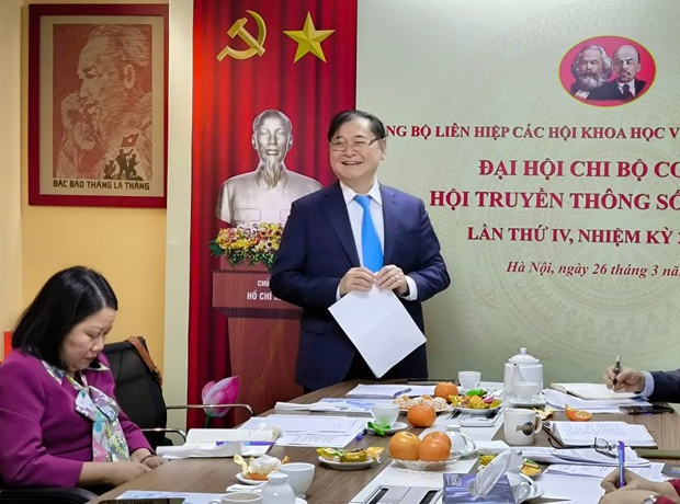 Ong Nguyen Minh Hong tai dac cu Bi thu Chi bo Co quan Hoi Truyen thong so Viet Nam-Hinh-2