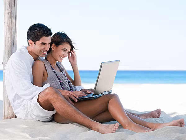 Kết hôn không có nghĩa là phải thay đổi tính cách: Kết hôn không có nghĩa là bạn phải thay đổi bản thân để làm vui lòng ai đó. Hôn nhân là việc cả hai cùng dung hòa lẫn nhau và hướng đến một mục đích chung chứ không phải một trong hai người phải vứt bỏ tính cách vốn có của bản thân.