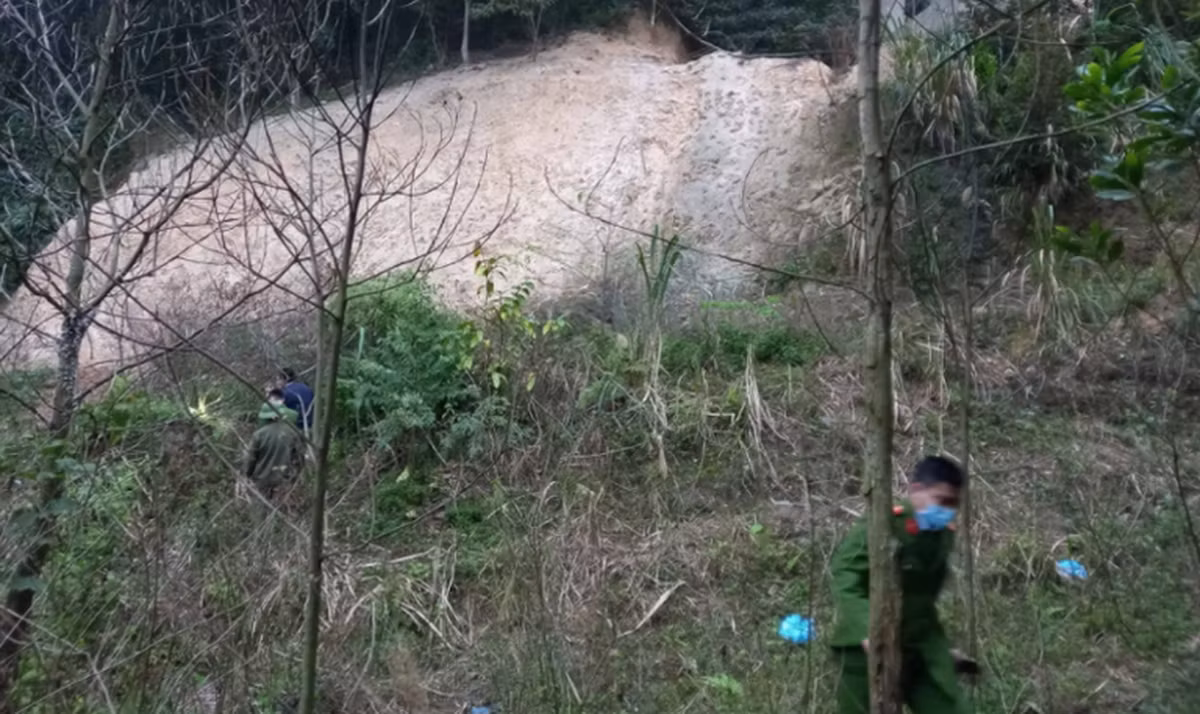  Phát hiện xương người tại chân cầu cạn ở Thái Nguyên: Ngày 11/3/2022, người dân xóm Đồng Tiến, xã Yên Lạc, huyện Phú Lương, tỉnh Thái Nguyên phát hiện một bộ xương người tại chân cầu cạn số 4. Công an khám nghiệm hiện trường, tìm thấy một xương hộp sọ và nhiều mảnh xương khác không lành lặn. Nạn nhân được xác định là người từ nơi khác đến vì trong xã thời gian qua không có người mất tích.