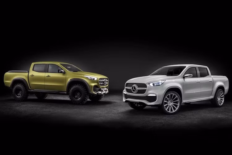 Vào ngày 25/10/2016, Mercedes đã chính thức ra mắt không chỉ một, mà tới hai phiên bản ý tưởng đầu tiên của dòng bán tải Mercedes X-Class, dựa trên nền tảng Nissan Navara. 2 mẫu concept này lần lượt có tên gọi Stylish Explorer và Powerful Adventure, đi theo 2 hướng thiết kế sang trọng và thể thao, mạnh mẽ.