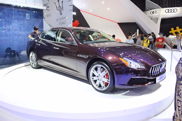 Tính tới nay, Quattroforte đã trải qua tới 6 thế hệ kể từ năm 1963. Thế hệ Quattroforte mới nhất được ra mắt lần đầu vào năm 2012 và được thiết kế dưới sự lãnh đạo của Lorenzo Ramaciotti - Một cựu thiết kế từng làm việc tại Pininfarina. Sau 4 năm trên thị trường, Maserati Quattroporte 2017 vừa được công bố vào tháng 6 năm nay.