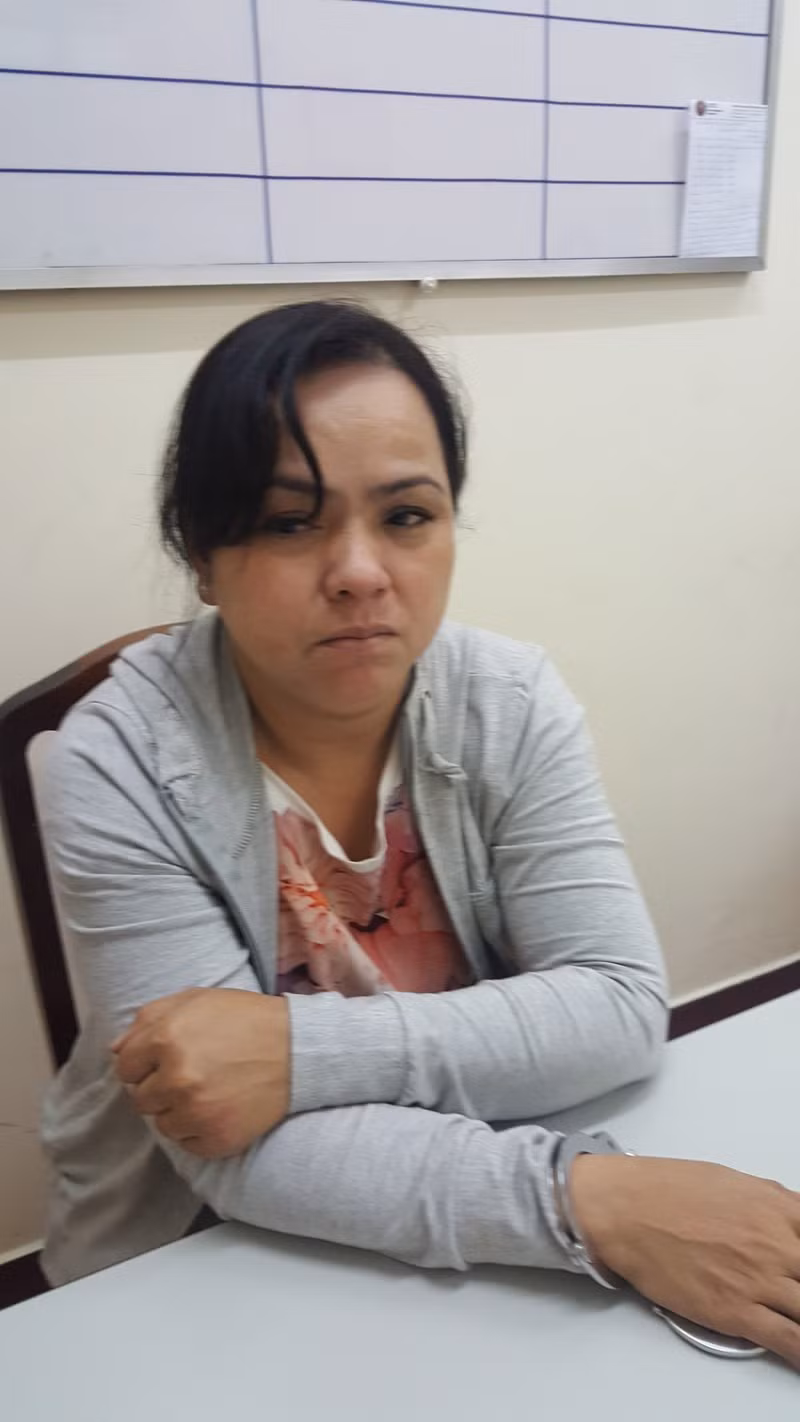 Khoảng năm 2016-2017, Oanh Hà thuê Trần Thị Lệ Chi, Phạm Thị Bình giúp việc cho gia đình. (Trần Thị Lệ Chi (tự là Yến), một chân rết quan trọng trong đường dây của Oanh "hà". Ảnh: CA cung cấp)