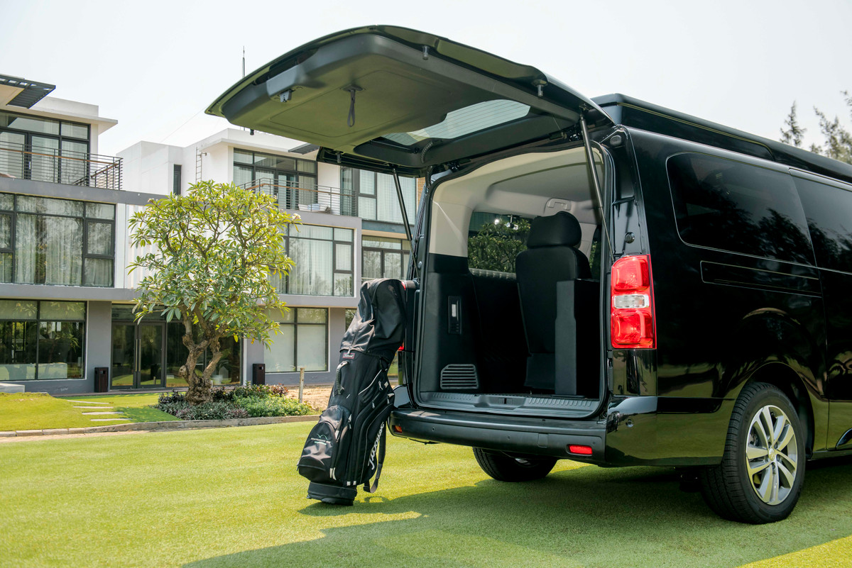 Doanh nhan thanh dat can gi o mot chiec xe cho rieng minh?-Hinh-3