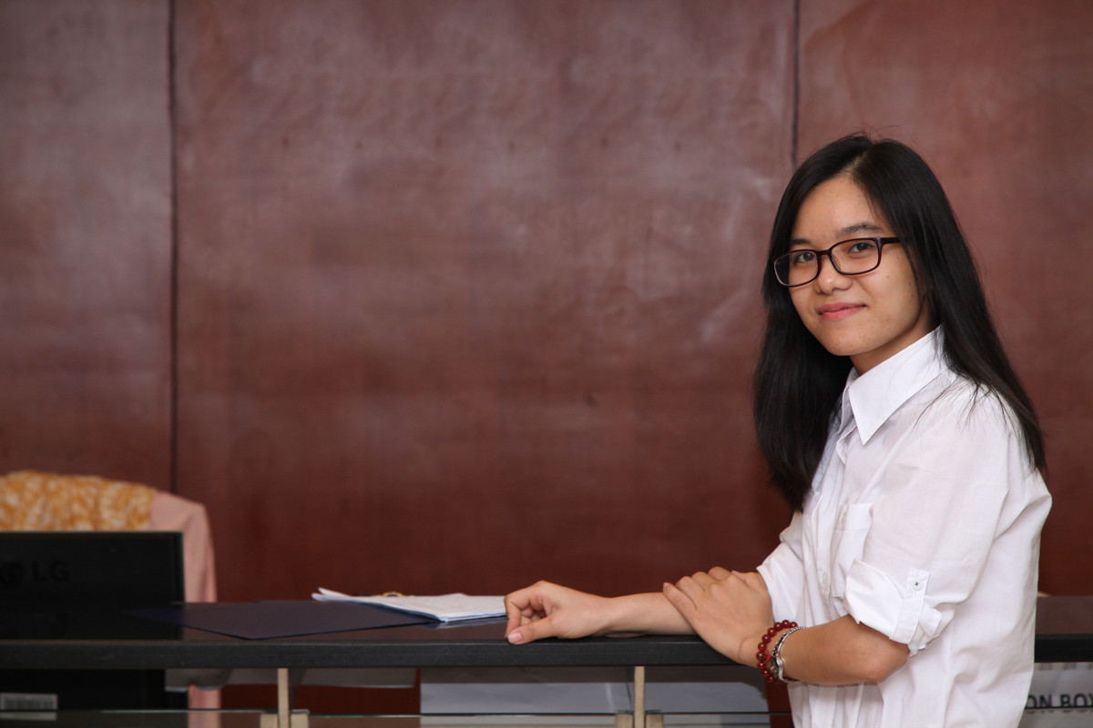 Khat vong cua nu sinh dam me nghien cuu sinh hoc phan tu