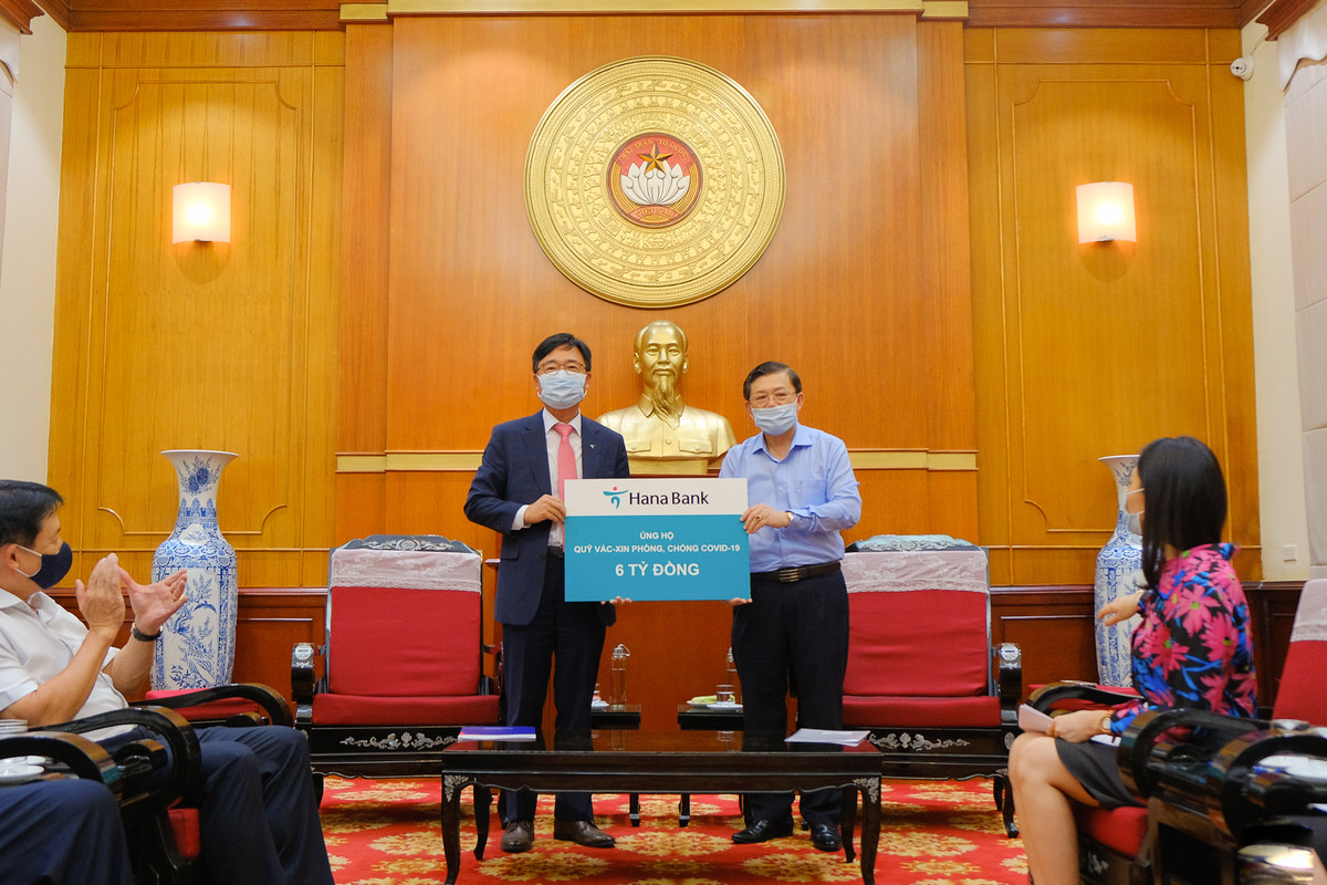 Hana Bank ung ho Quy Vac-xin phong, chong Covid-19-Hinh-2