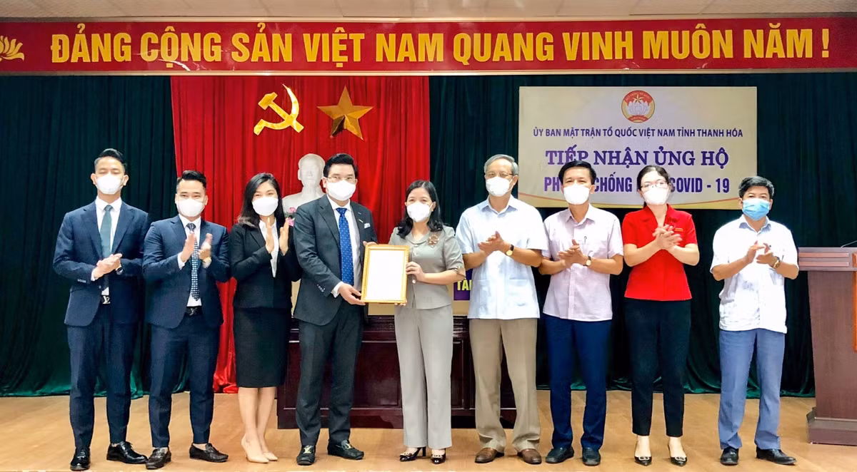 Xe cuu thuong va kit test Covid-19 duoc Danko Group trao tang Thanh Hoa-Hinh-3