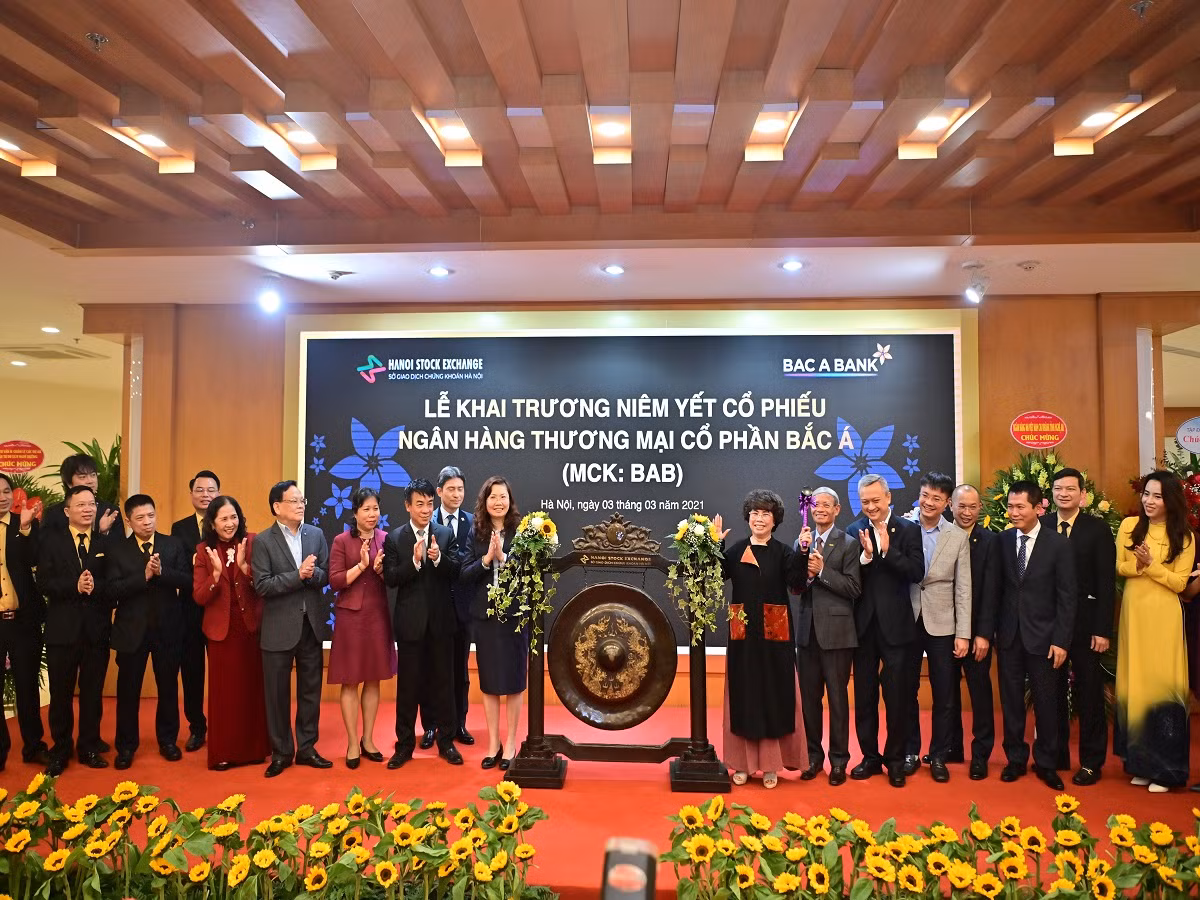 BAC A BANK chinh thuc niem yet co phieu tren san HNX-Hinh-5