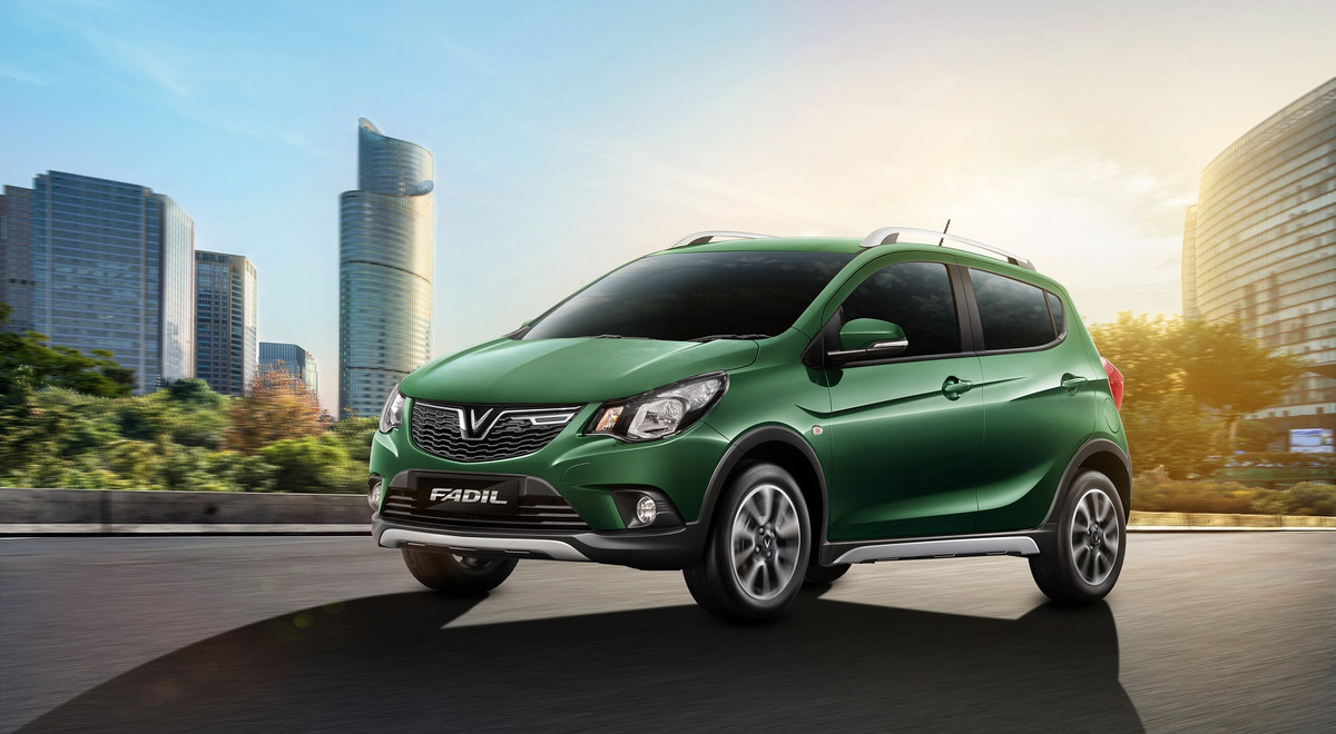 Chiec xe “hot” nhat phan khuc A them 2 mau son xanh thoi trang-Hinh-2