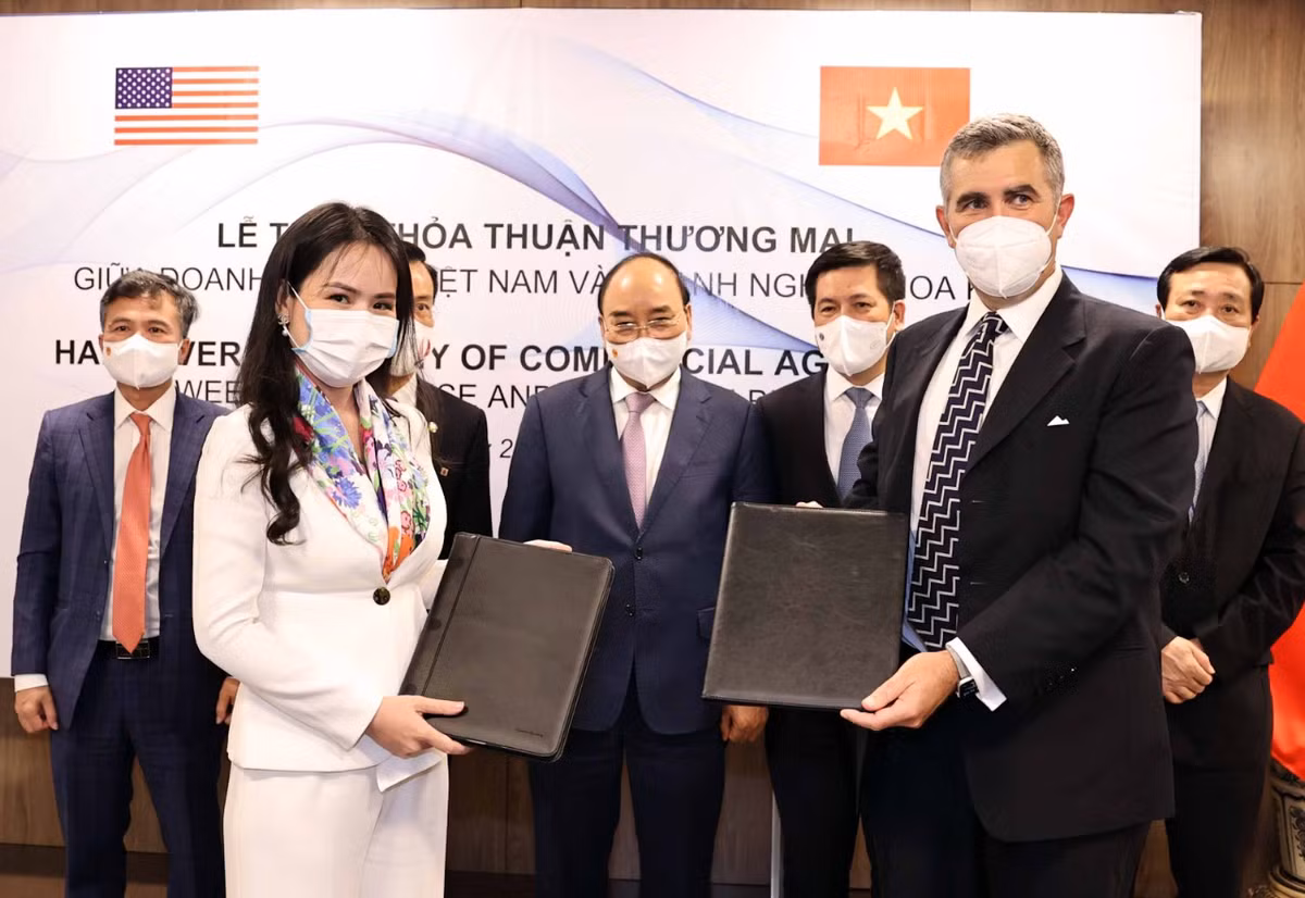 T&T va doi tac My ky hop tac thuong mai dau tu tri gia tren 3 ty USD