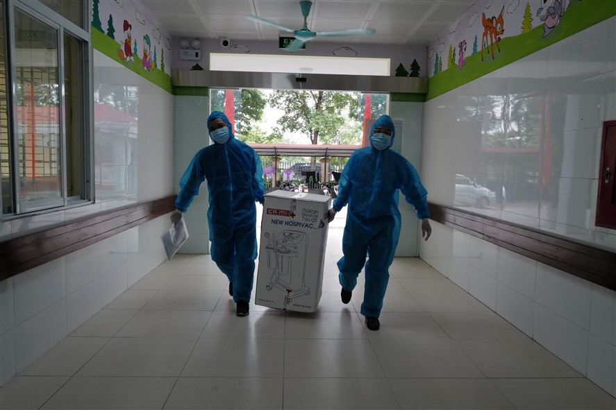 Them mot Trung tam ICU dieu tri benh nhan Covid-19 nang di vao van hanh