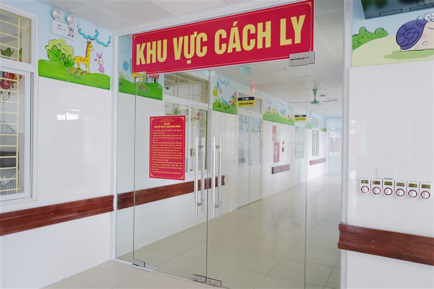 Them mot Trung tam ICU dieu tri benh nhan Covid-19 nang di vao van hanh-Hinh-6