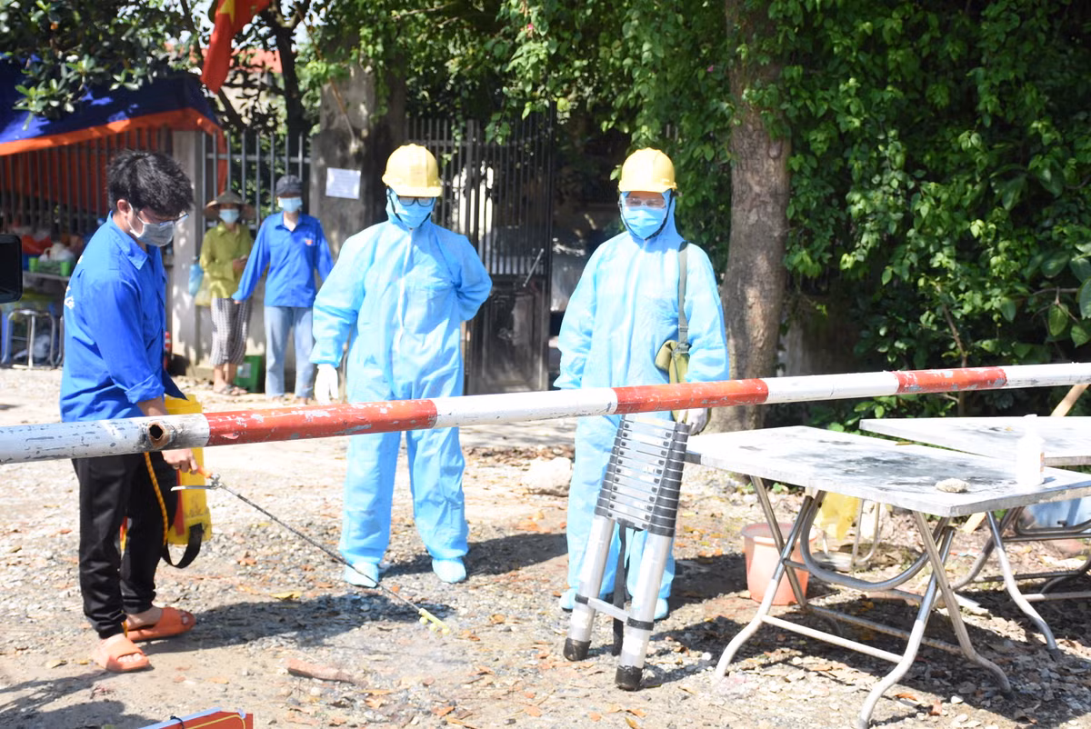 EVNHANOI tang cuong luc luong ung truc-Hinh-4