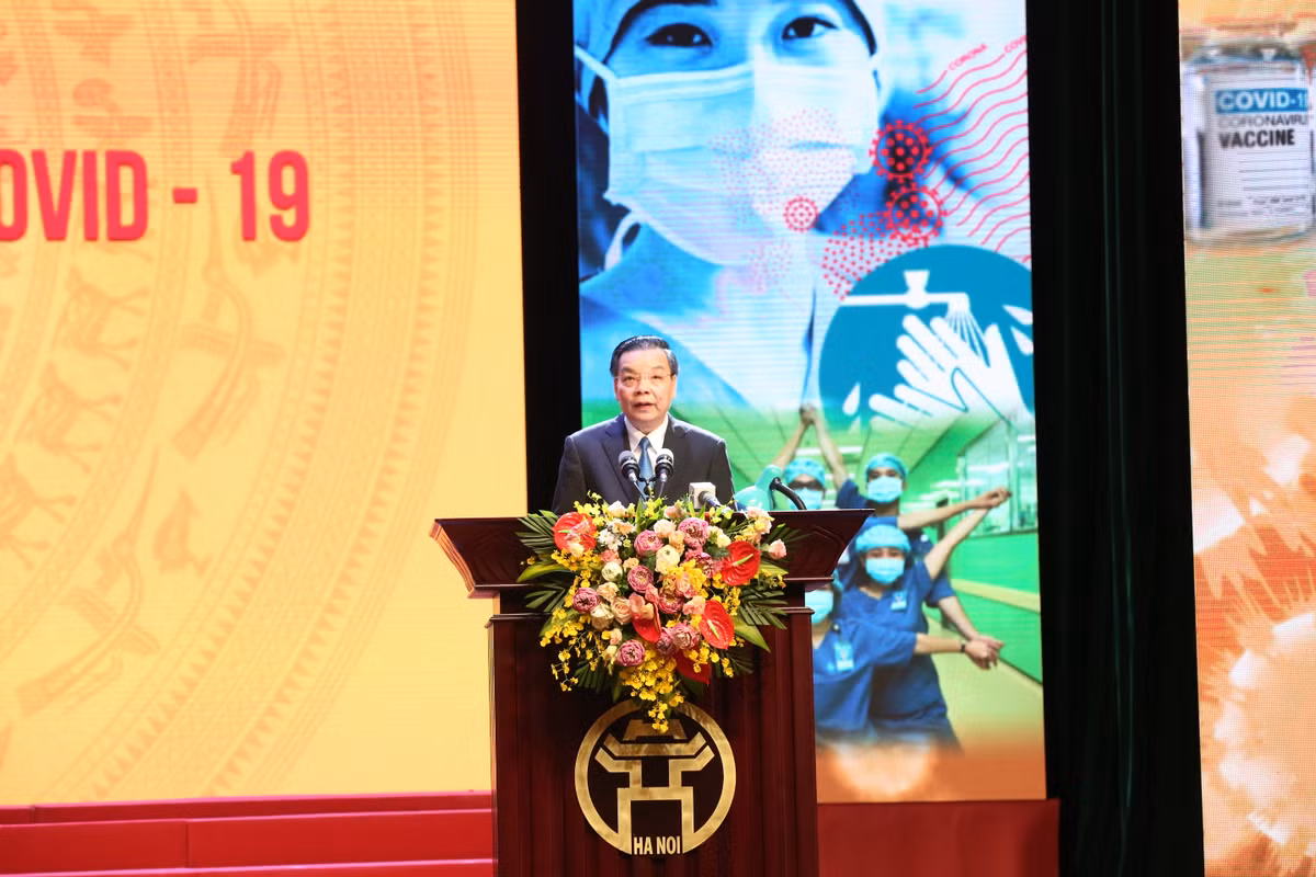 Sun Group ung ho thanh pho Ha Noi 55 ty mua vac-xin phong chong Covid-19-Hinh-3