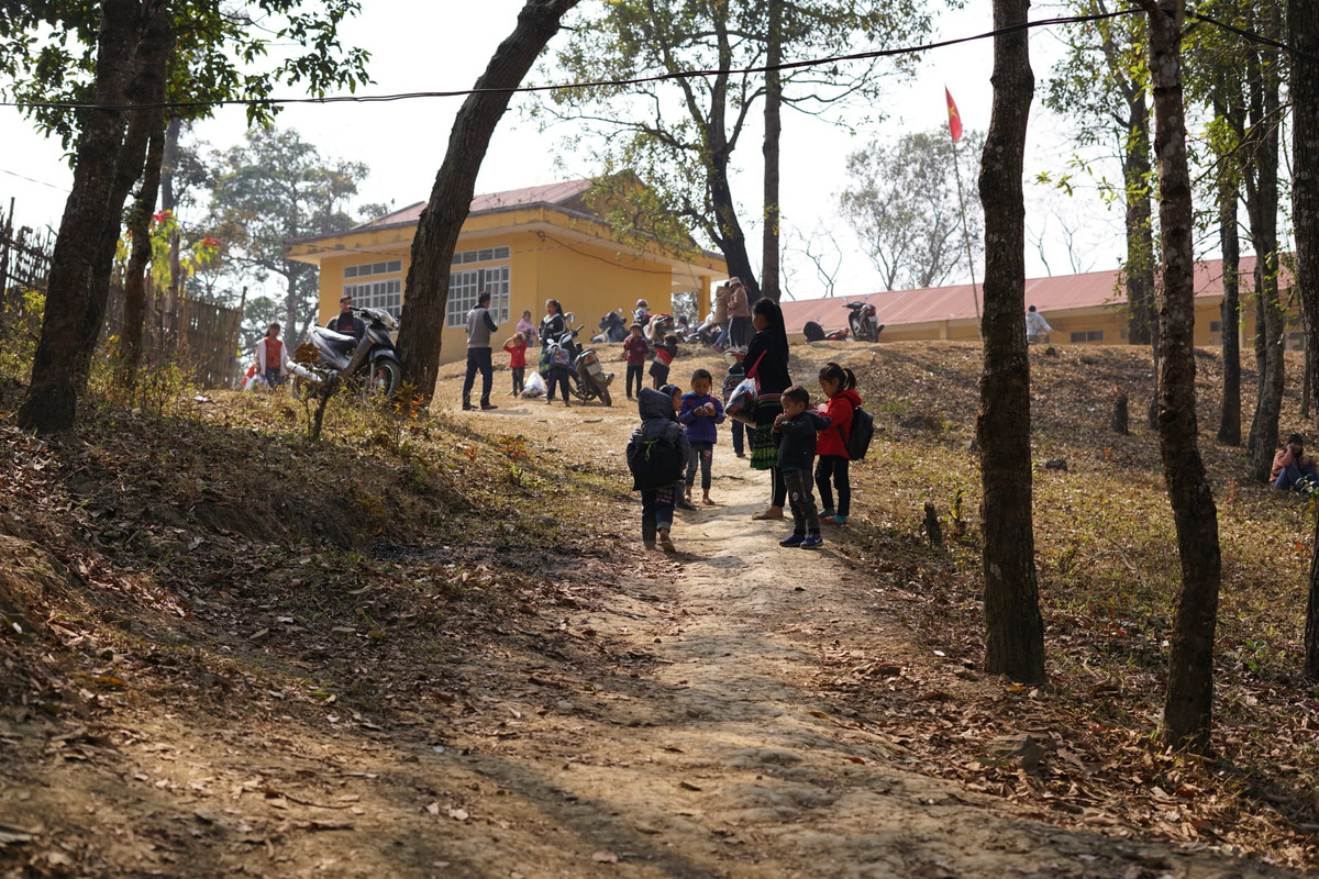 Mang dong am yeu thuong toi cac em nho Cao Bang-Hinh-4