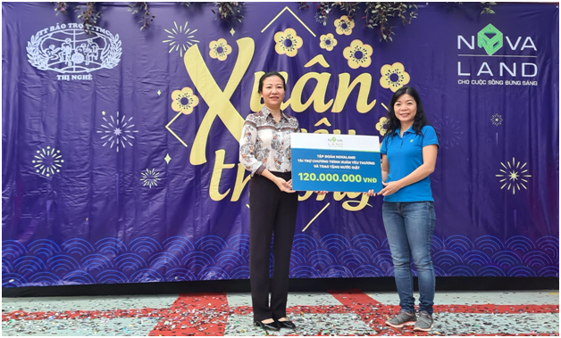 Nova Group mang Xuan yeu thuong toi tre em tan tat mo coi