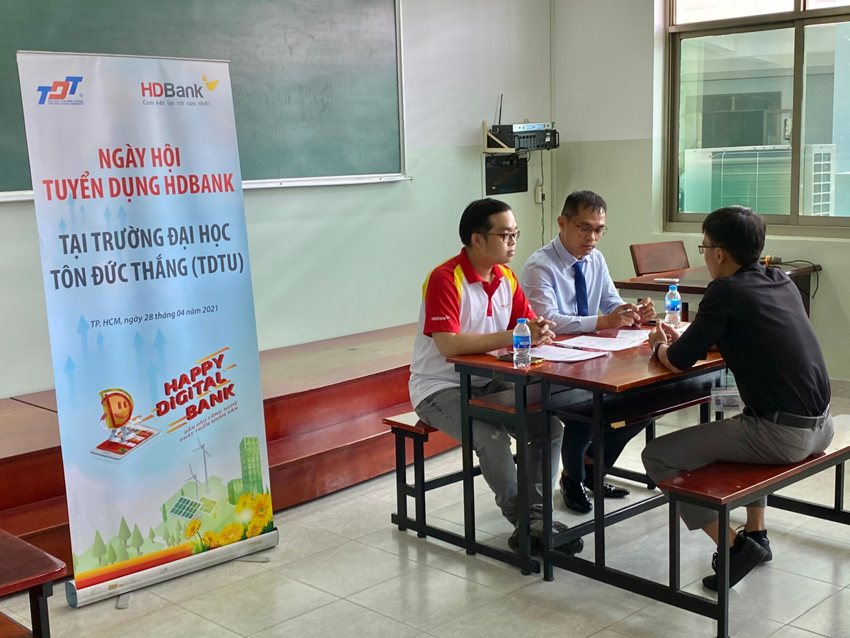 HDBank vua ky ket hop tac toan dien voi Truong Dai hoc Ton Duc Thang-Hinh-3