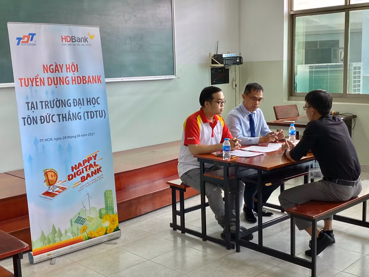 HDBank vua ky ket hop tac toan dien voi Truong Dai hoc Ton Duc Thang-Hinh-3