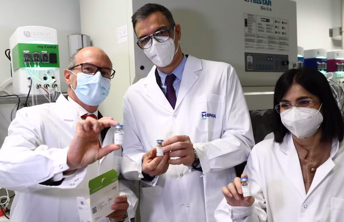 T&T Group xuc tien mua 50 trieu lieu vac xin phong Covid-19 tu chau Au-Hinh-4