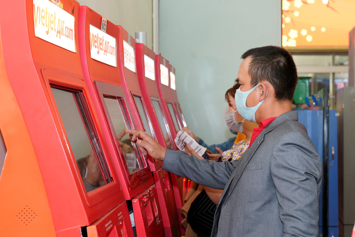 Co hen voi bau troi, nhan voucher bay muon noi cung Vietjet-Hinh-2