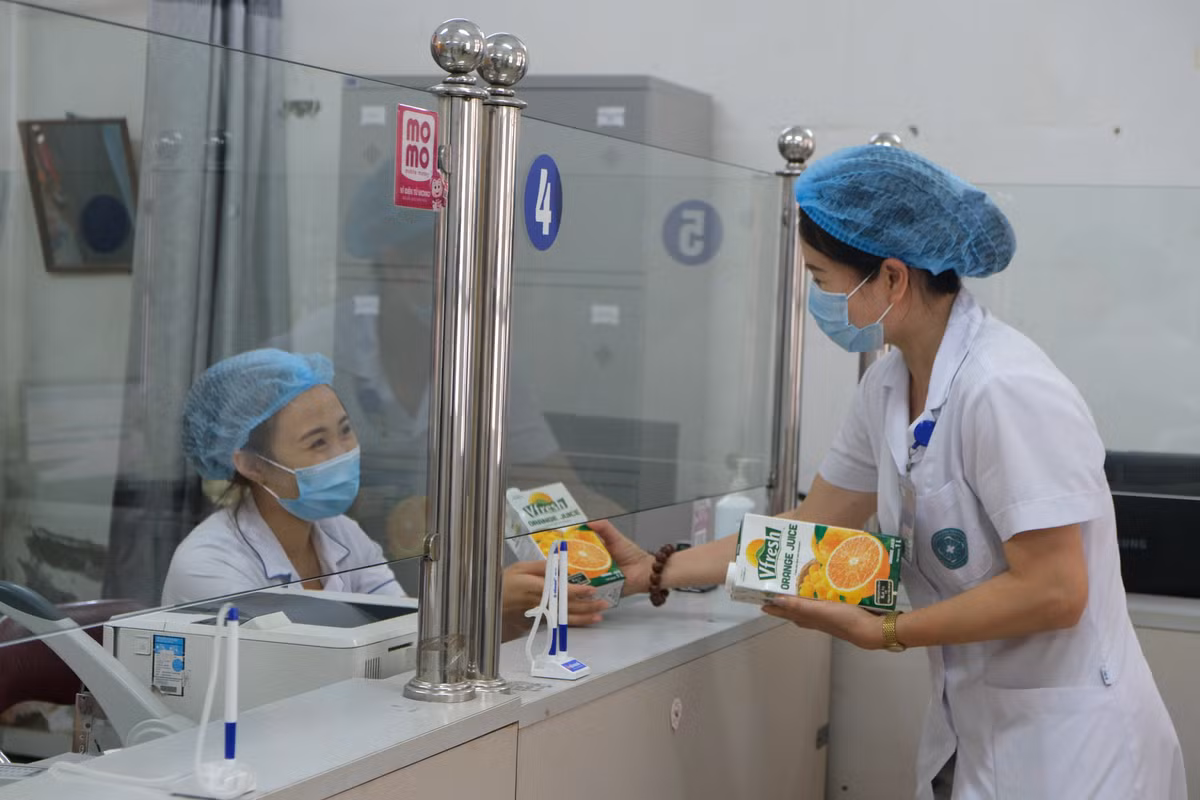 Vinamilk tiep suc tuyen dau dang ngay dem xet nghiem sang loc o TP.HCM-Hinh-5