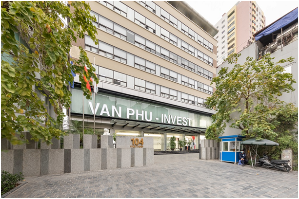 Van phong lam viec dam chat nghe thuat trong phim “Huong duong nguoc nang”