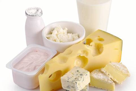 Sữa và các sản phẩm từ sữa ít béo khác có thể bảo vệ gan khỏi bị tổn thương. Ảnh: bibomart.