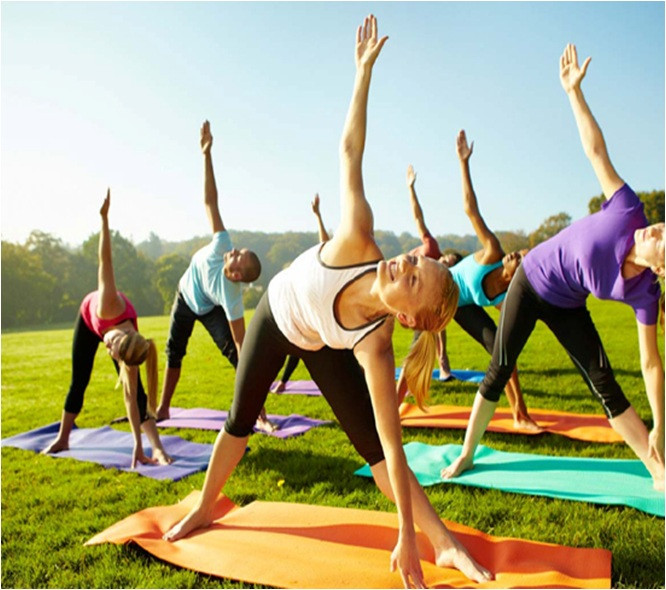 Tập thể dục thường xuyên còn là một cách tuyệt vời để tăng cường năng lượng và giải phóng sự mệt mỏi. Ảnh: beverly.