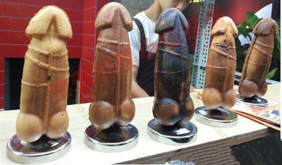 Trong khi đó, bánh Waffles hình dương vật vị mặn có giá khoảng 45 nghìn đồng. Ảnh: alicdn.