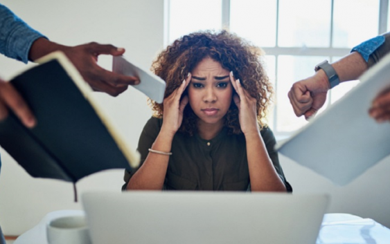 Lý do là vì căng thẳng thường có thể dẫn đến huyết áp cao. Điều này làm tăng đáng kể nguy cơ phát triển bệnh tim nếu bạn bị tiểu đường. Ảnh: masterskills.