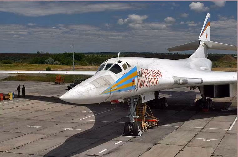 07 Aleksandr Molodchy.