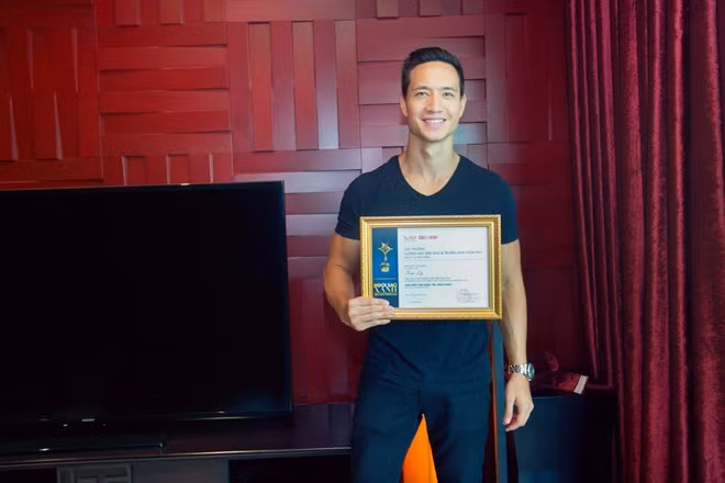 Can ho sang trong moi tau cua Kim Ly tai Sai Gon-Hinh-7