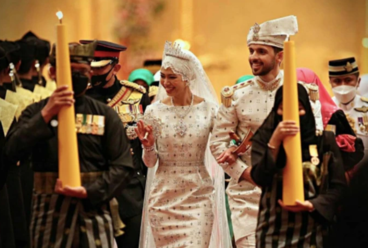 Dam cuoi 10 ngay phu day vang va kim cuong cua Cong chua Brunei-Hinh-4