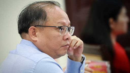 Sáng 27/12/2021, ông Tất Thành Cang và các đồng phạm bị xét xử về các tội “Vi phạm quy định về quản lý, sử dụng tài sản nhà nước gây thất thoát, lãng phí" và “Tham ô tài sản” do liên quan đến sai phạm xảy ra tại Công ty TNHH MTV phát triển công nghiệp Tân Thuận (gọi tắt là IPC, 100% vốn nhà nước), Công ty Sadeco (công ty con của IPC). 