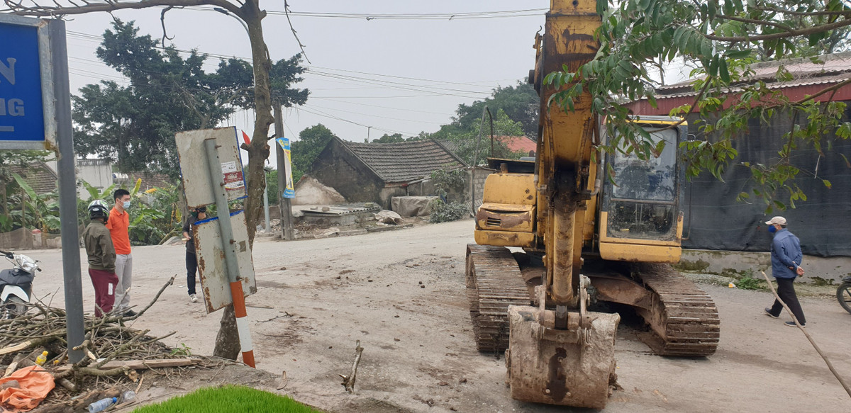 Ben pha Quy Nhat bi chan dung, Chu tich huyen Nghia Hung tho o?-Hinh-6