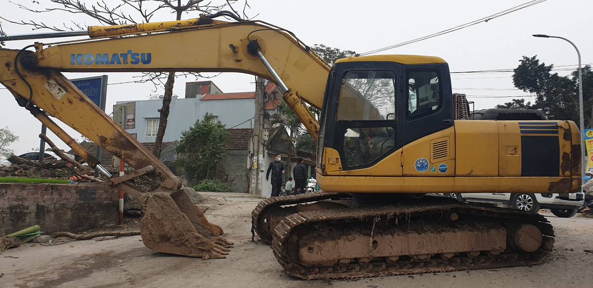 Ben pha Quy Nhat bi chan dung, Chu tich huyen Nghia Hung tho o?