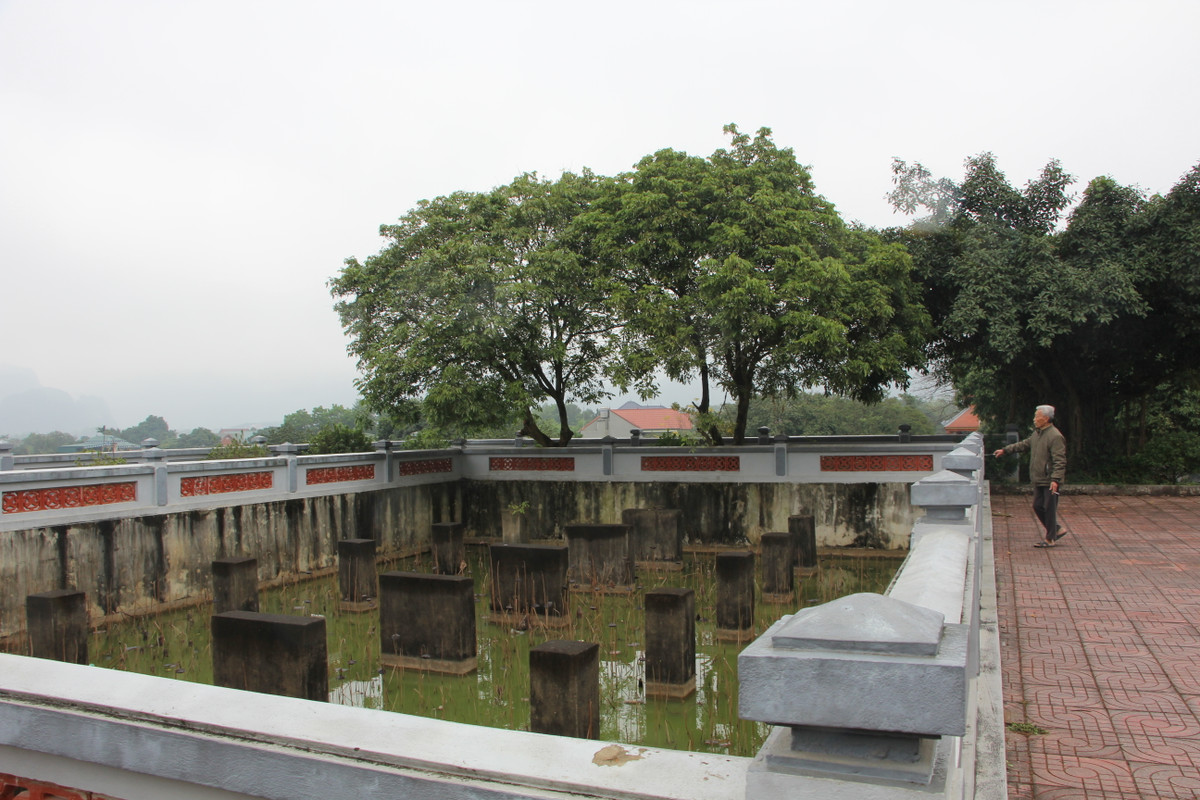 Sau khi cách mạng tháng Tám năm 1945 thành công, nền tài chính nước ta lâm vào tình trạng kiệt quệ, ngân khố gần như trống rỗng do hậu quả đô hộ bóc lột hàng trăm năm của chế độ thực dân. Cùng với việc thành lập Quỹ Độc lập, phát động Tuần lễ vàng, Chính phủ đã quyết định thành lập Cơ quan ấn loát, tức Nhà máy in bạc thuộc Bộ Tài chính để phát hành tờ bạc Việt Nam độc lập.