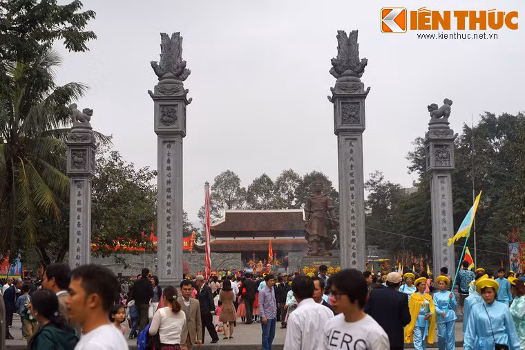 Đây là một trong những lễ hội truyền thống có quy mô lớn bậc nhất ở nội thành Hà Nội. Lễ hội được tổ chức để tưởng nhớ chiến công Hoàng đế Quang Trung - người anh hùng trong lịch sử chống giặc ngoại xâm của dân tộc.