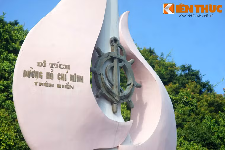 Với những giá trị lịch sử to lớn, di tích Vũng Rô đã được xếp hạng là di tích lịch sử quốc gia vào năm 1997 và được tu bổ, tôn tạo năm 2011.