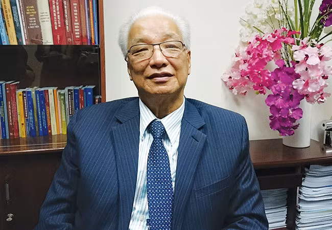 Nguyen Thong doc NHNN Cao Sy Kiem: FLC va nha dau tu… muon ton tai, phai bat tay!