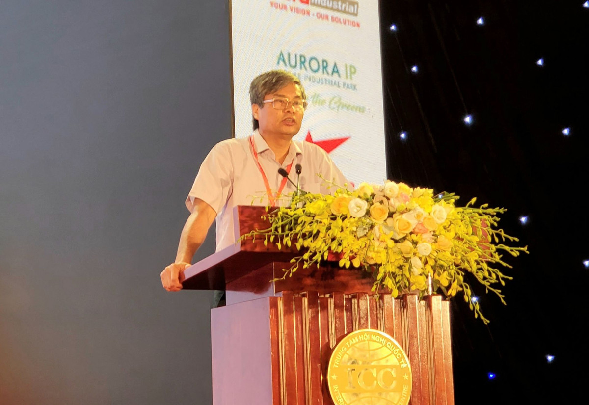 Do đó, xét nội dung, tính chất, mức độ và nguyên nhân của thiếu sót, khuyết điểm, vi phạm, UBKT Tỉnh ủy Hải Dương yêu cầu ông Phạm Minh Phương nghiêm túc kiểm điểm trước tập thể Đảng ủy và tập thể lãnh đạo cơ quan, báo cáo kết quả với UBKT Tỉnh ủy Hải Dương trước ngày 15/4. 